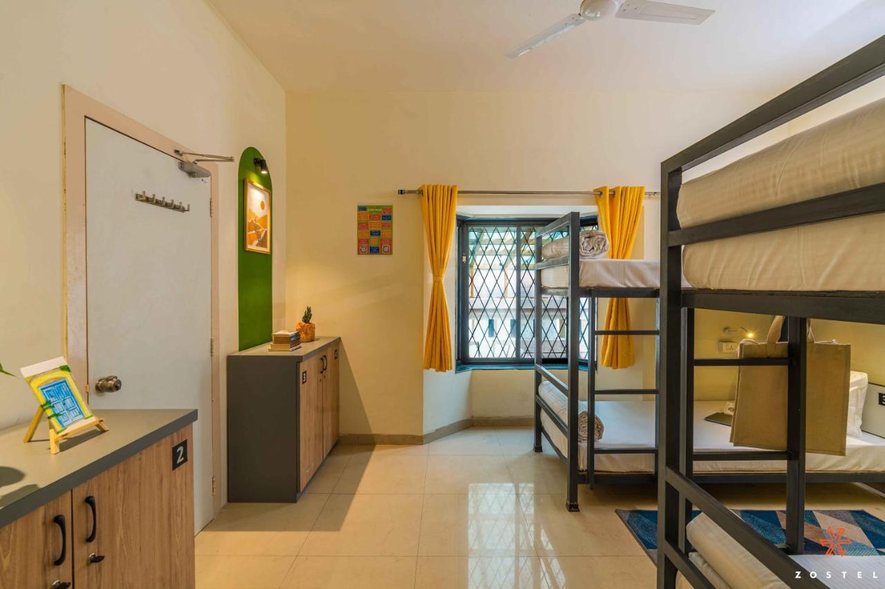 Zostel Pune Luaran gambar