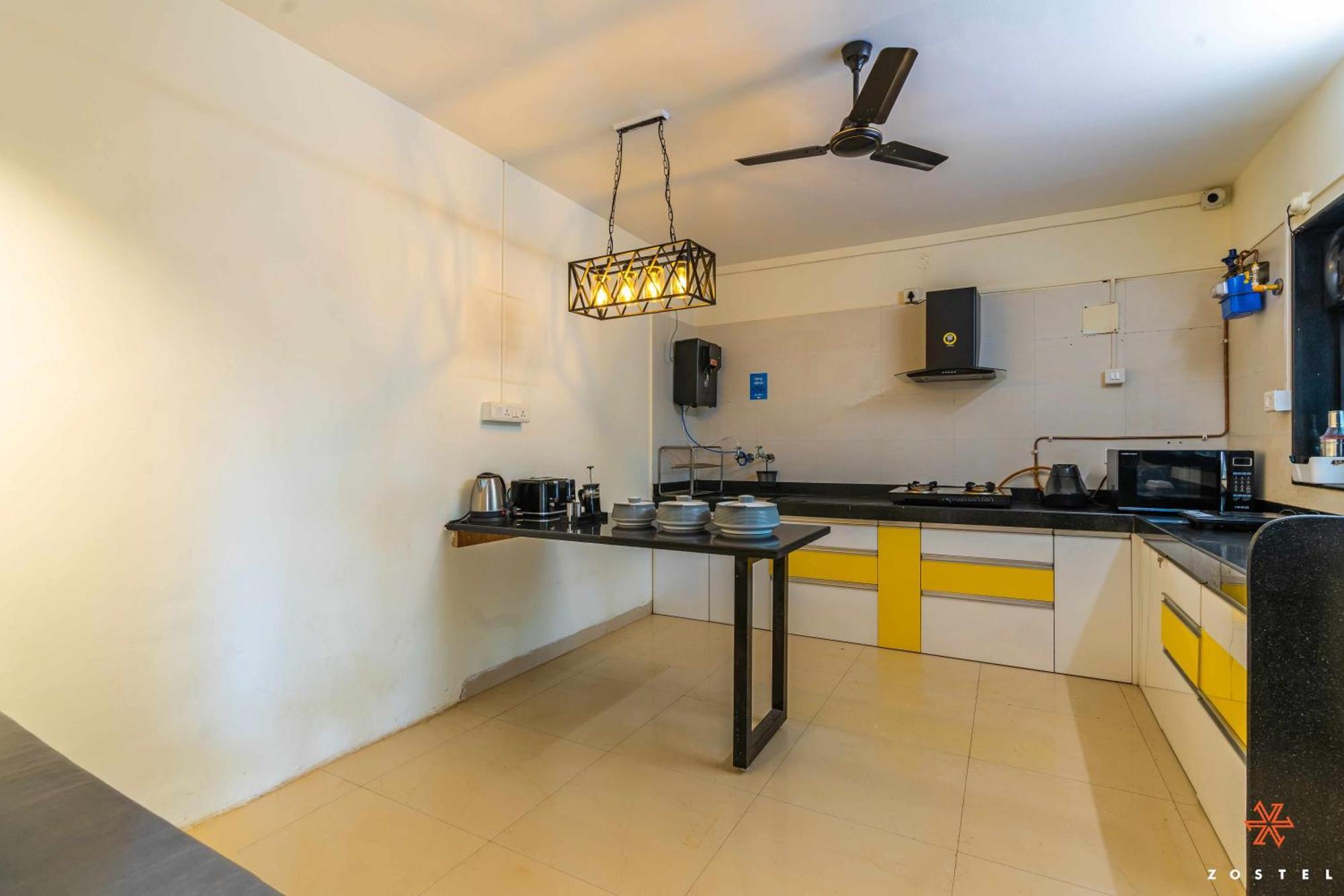 Zostel Pune Luaran gambar