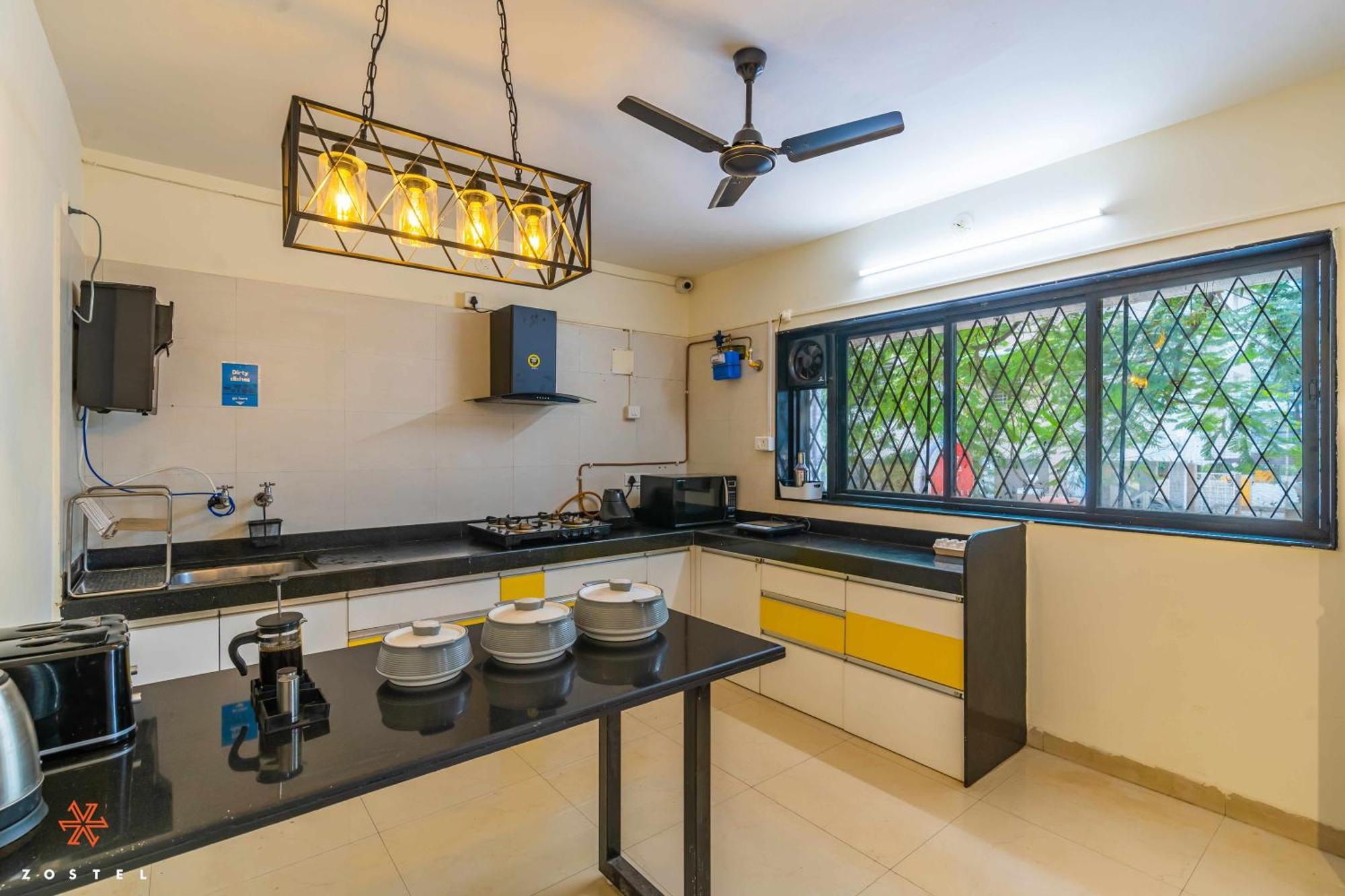 Zostel Pune Luaran gambar