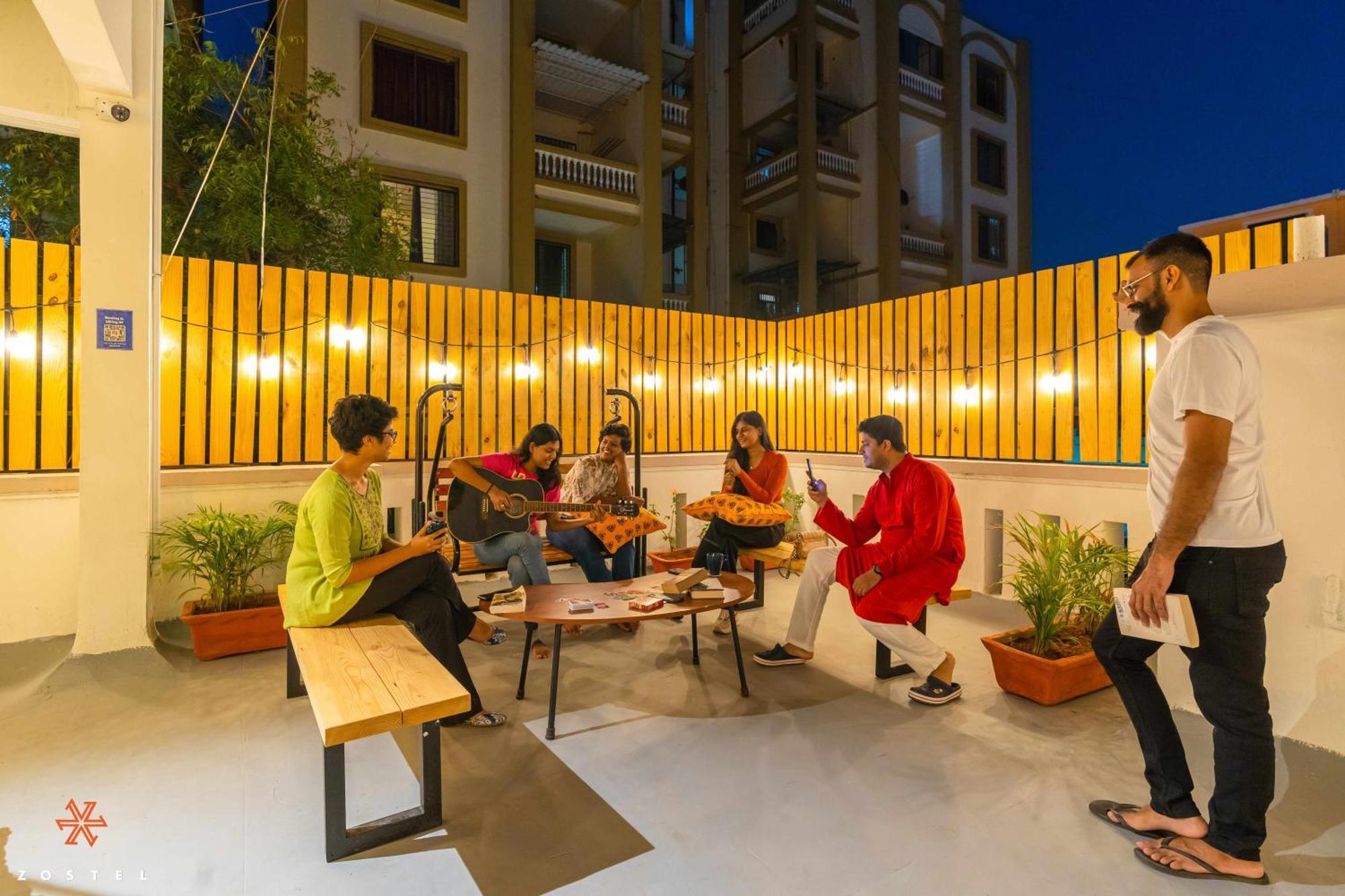 Zostel Pune Luaran gambar