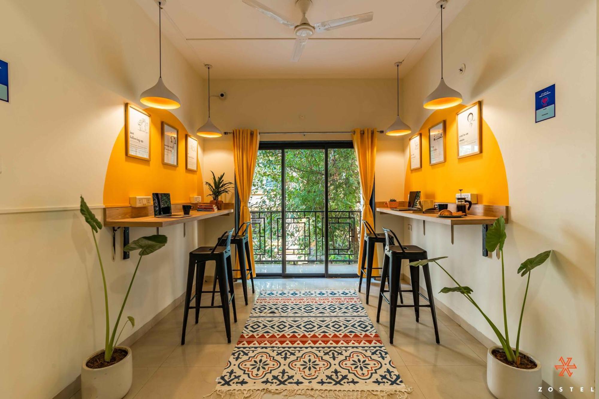 Zostel Pune Luaran gambar