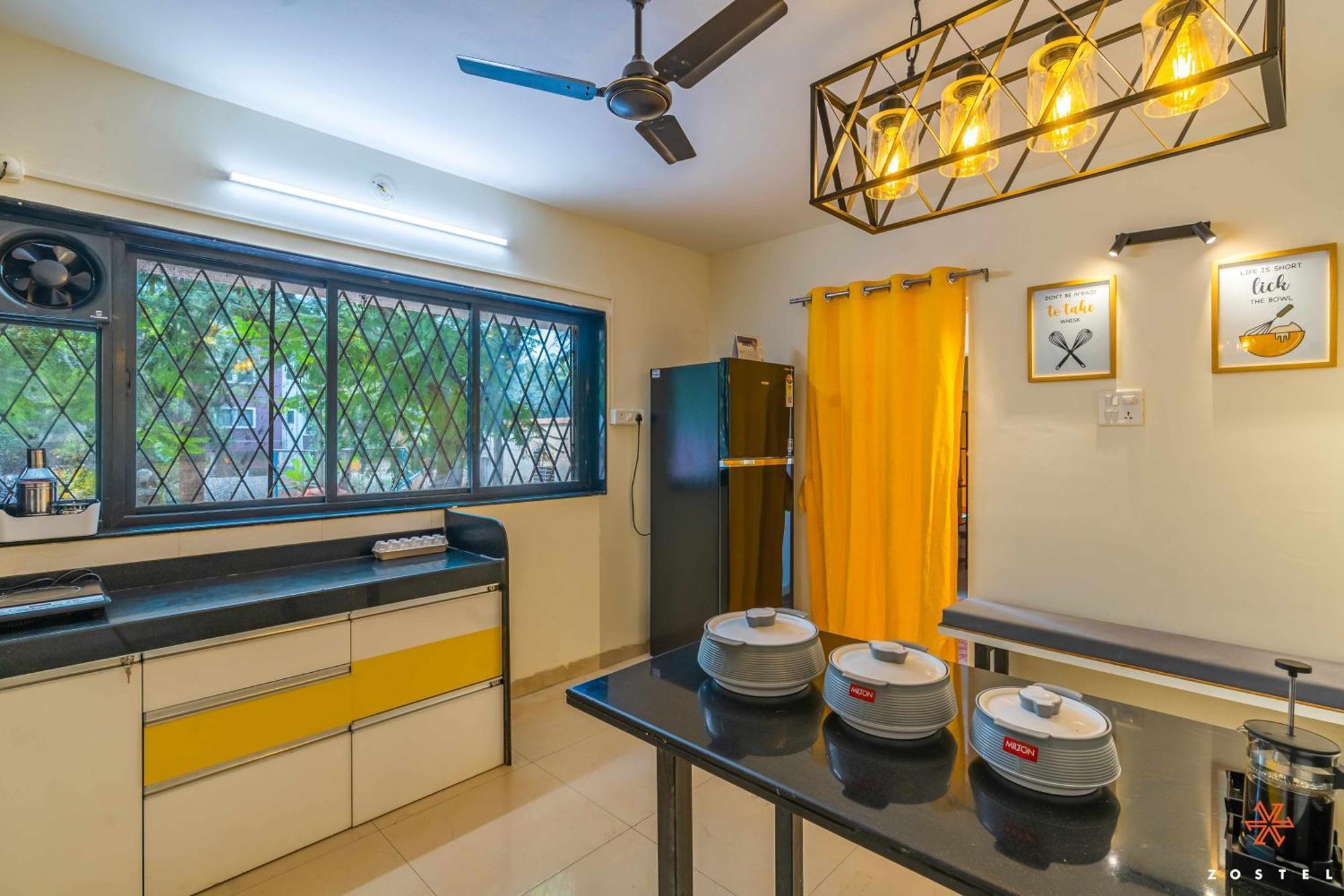Zostel Pune Luaran gambar